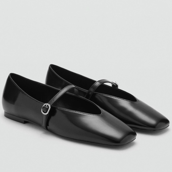 Mango Shoes - NWT Mango MNG Black Mary Jane Flats Ballerinas
With Strap Size: 36 (6)